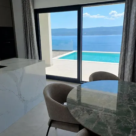 Villa More